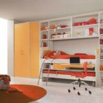 Dizajn dječje sobe za dvoje heteroseksualne djece koja transformiraju krevet