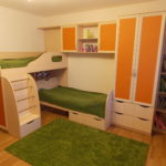 Dizajn dječje sobe za dvoje heteroseksualne djece dvoslojni kutni krevet