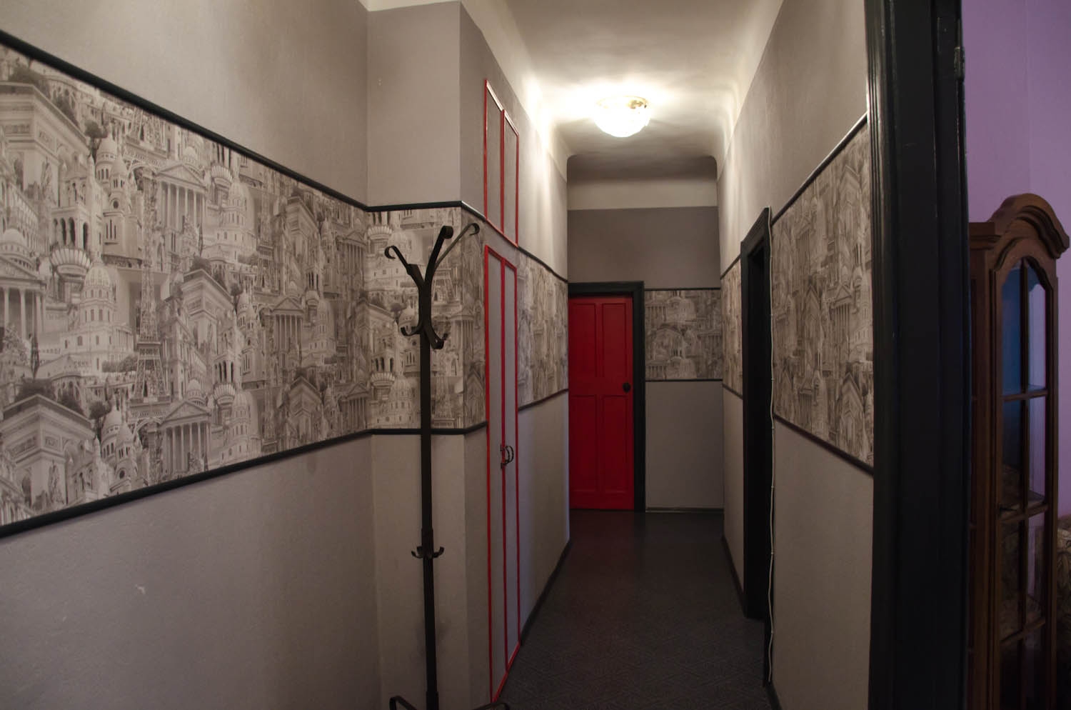 kombine duvar kağıdı ile koridor tasarımı