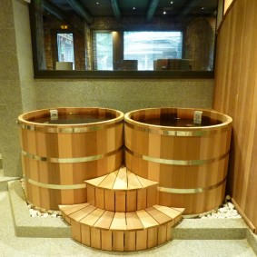 עיצוב אמבטיה בסגנון יפני